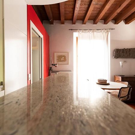 Anfiteatro Apartment In Brera Milan Exterior photo