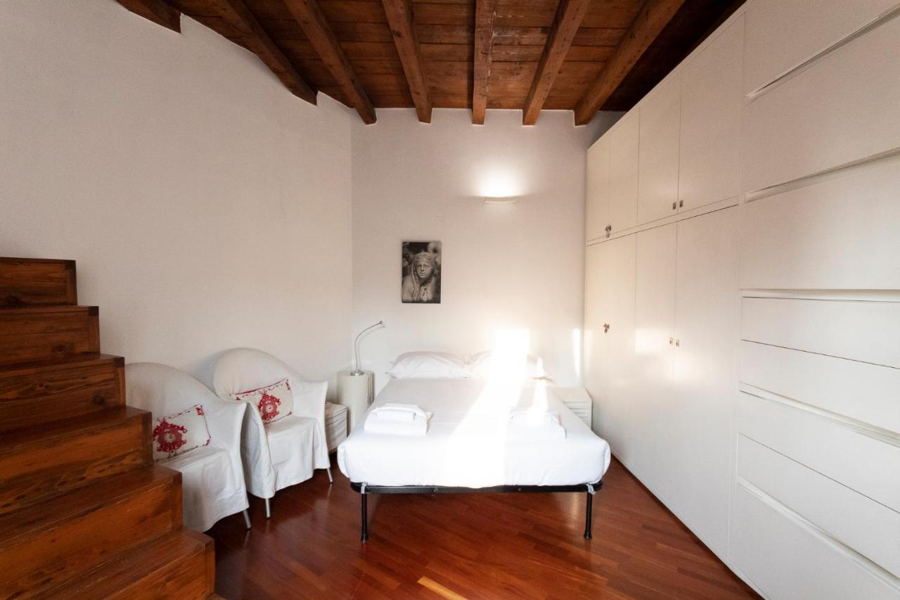 Anfiteatro Apartment In Brera Milan Exterior photo