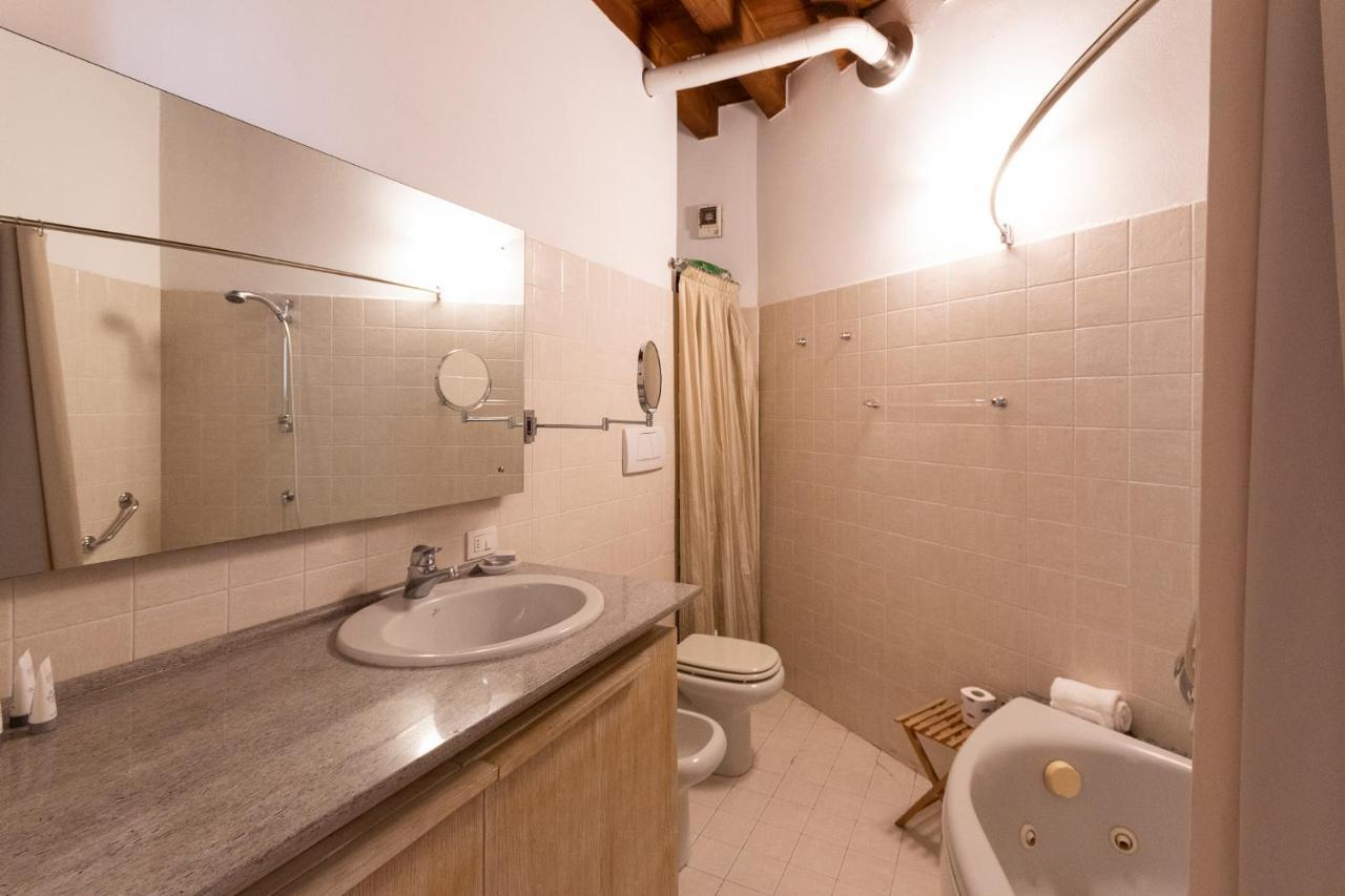Anfiteatro Apartment In Brera Milan Exterior photo