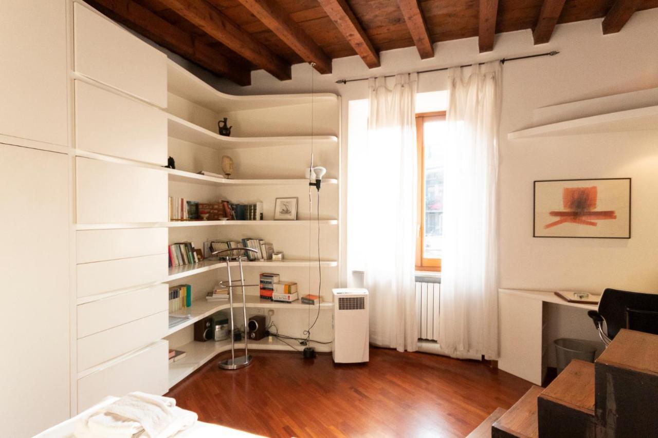 Anfiteatro Apartment In Brera Milan Exterior photo