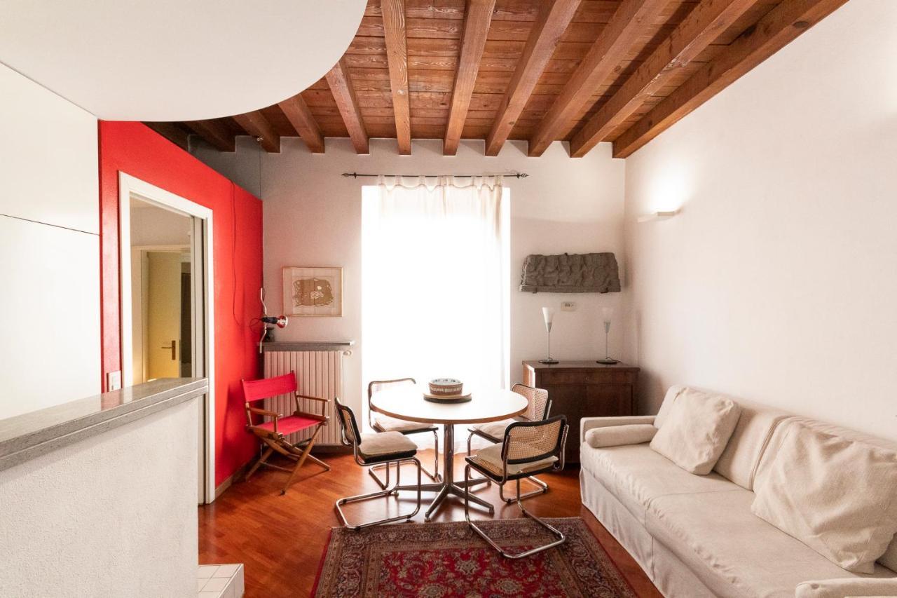 Anfiteatro Apartment In Brera Milan Exterior photo