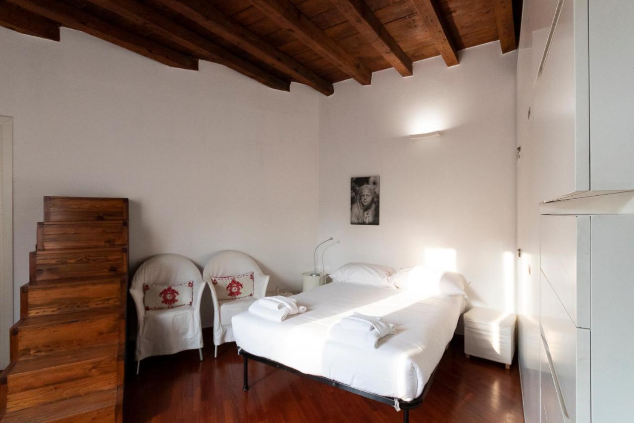 Anfiteatro Apartment In Brera Milan Exterior photo