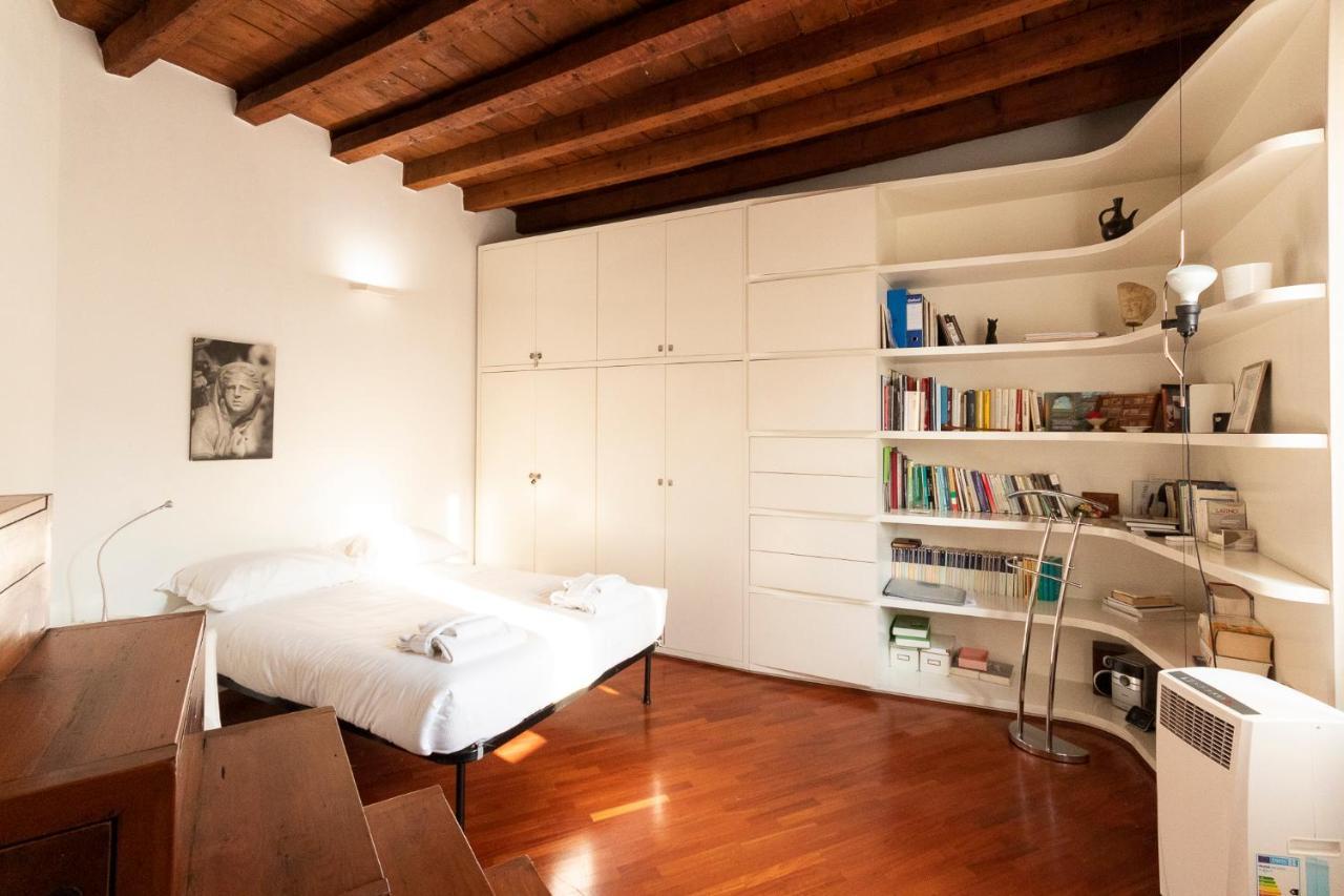 Anfiteatro Apartment In Brera Milan Exterior photo