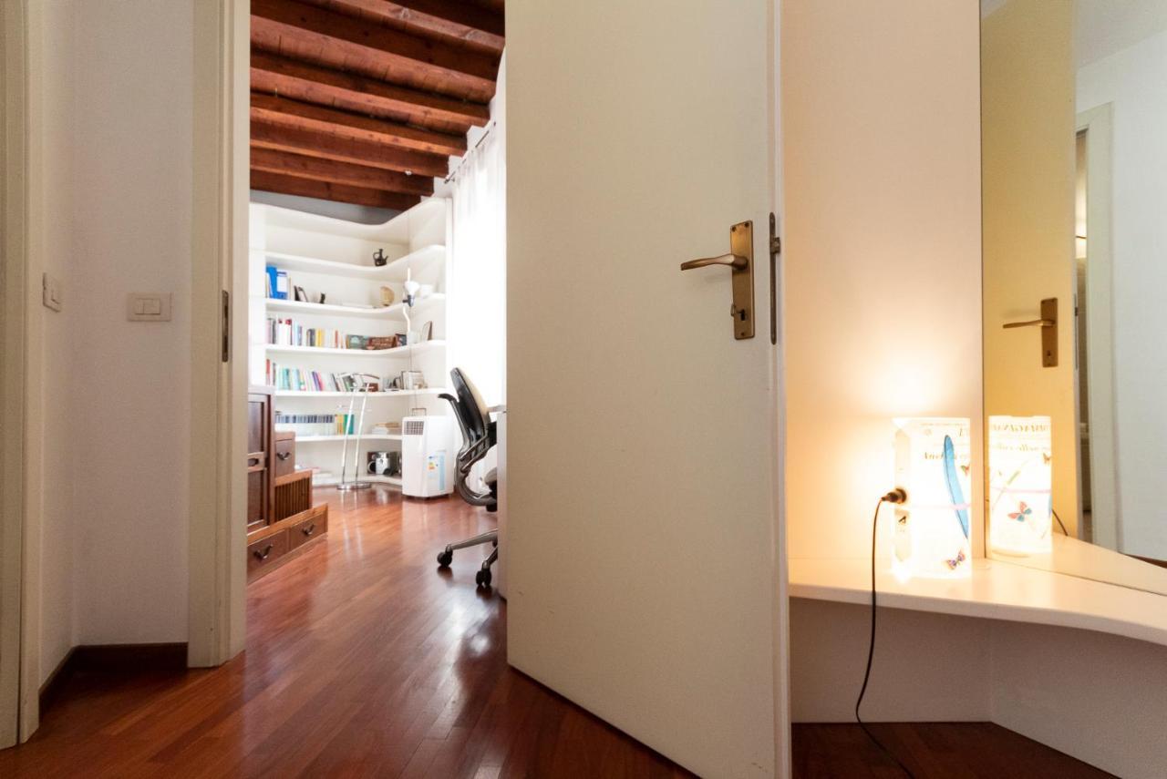 Anfiteatro Apartment In Brera Milan Exterior photo