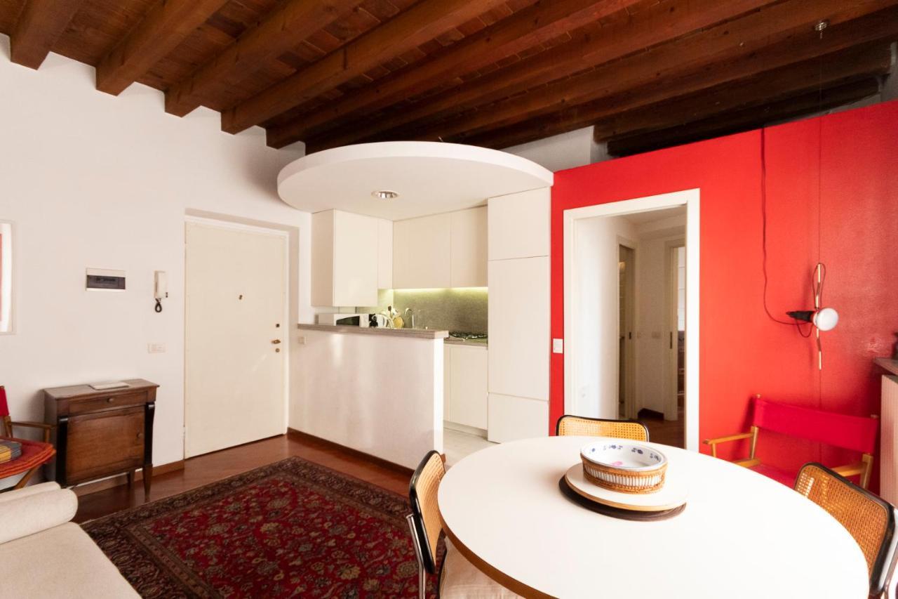 Anfiteatro Apartment In Brera Milan Exterior photo